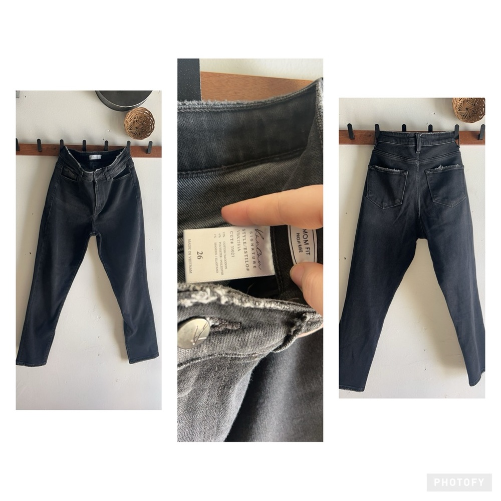 Mom fit high rise Kancan jeans black